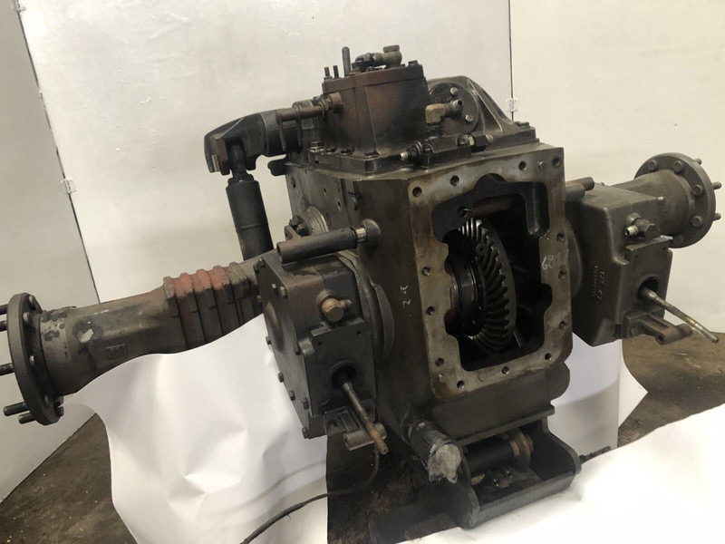 Claas CELTIS 7700098371C - Дифференциал: фото 2 Claas CELTIS 7700098371C - Дифференциал: фото 2