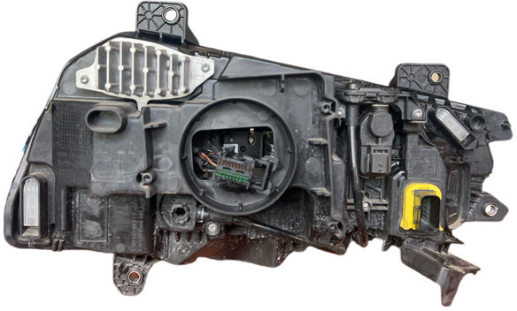 DAF XG 2023 RHD - Противотуманная фара: фото 3 DAF XG 2023 RHD - Противотуманная фара: фото 3