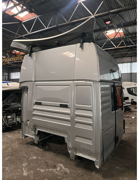 MAN TG2 euro 6 (facelift) - Кабина и интерьер: фото 4 MAN TG2 euro 6 (facelift) - Кабина и интерьер: фото 4