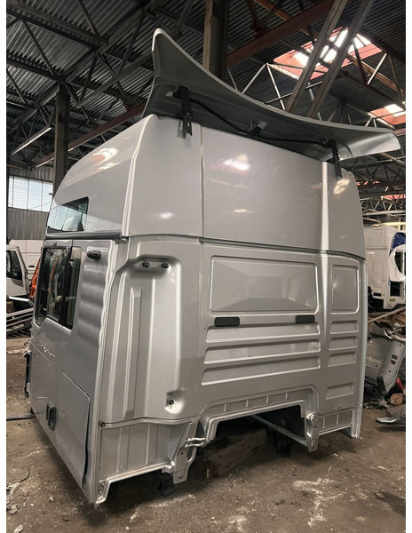 MAN TG2 euro 6 (facelift) - Кабина и интерьер: фото 5 MAN TG2 euro 6 (facelift) - Кабина и интерьер: фото 5