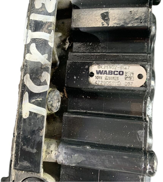 MAN TGX - Клапан: фото 2 MAN TGX - Клапан: фото 2