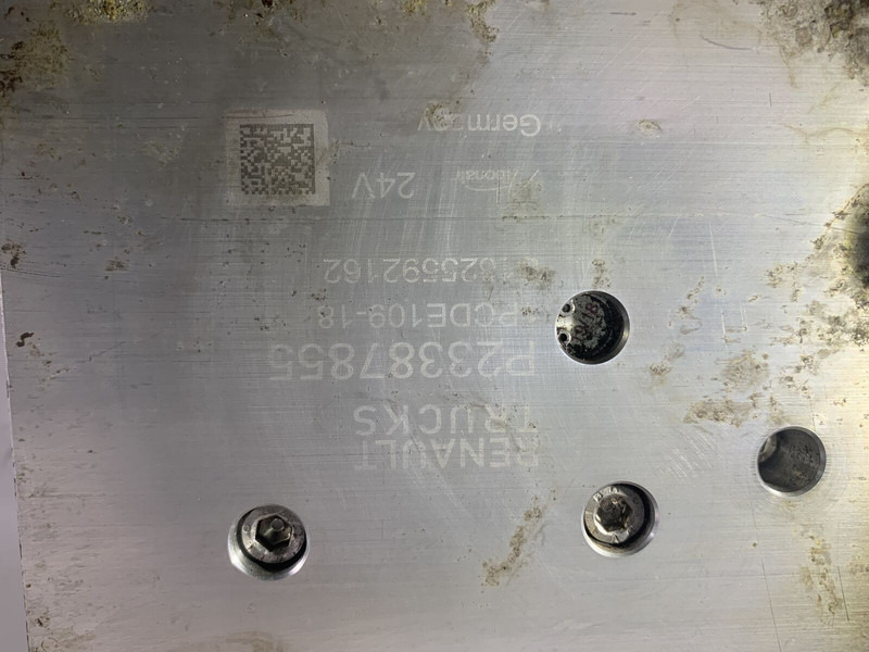 Renault - Блок управления: фото 2 Renault - Блок управления: фото 2