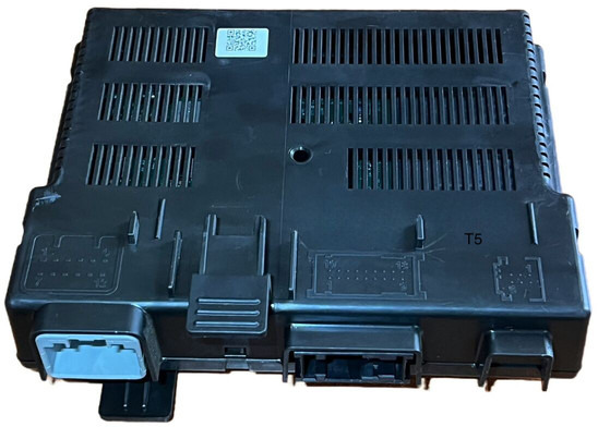 Renault - Блок управления: фото 2 Renault - Блок управления: фото 2