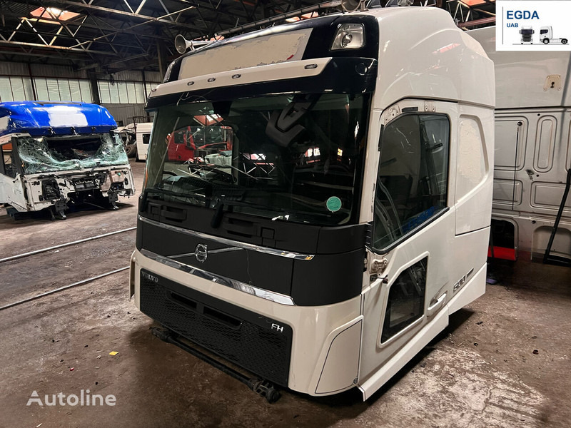 Volvo FH Left side doors - Дверь и запчасти: фото 2 Volvo FH Left side doors - Дверь и запчасти: фото 2