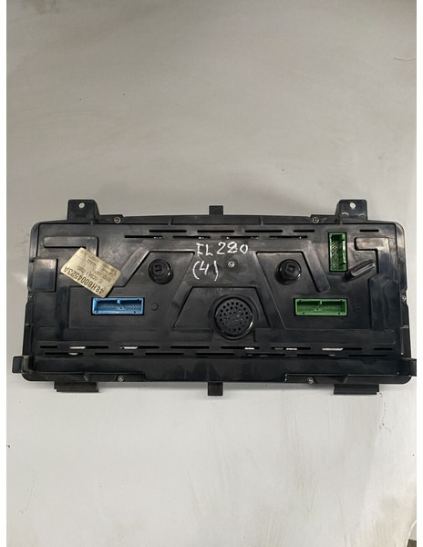 Volvo FL280 - Приборная панель: фото 2 Volvo FL280 - Приборная панель: фото 2