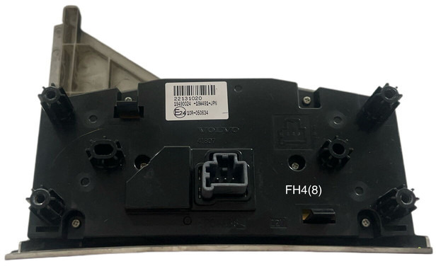 Volvo FM - Приборная панель: фото 3 Volvo FM - Приборная панель: фото 3