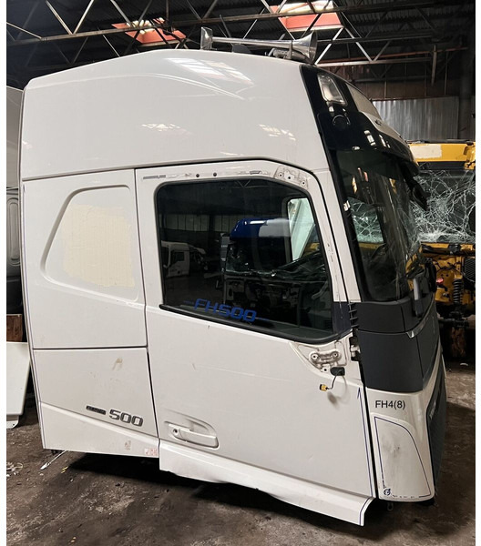 Volvo - Дверь и запчасти: фото 1 Volvo - Дверь и запчасти: фото 1