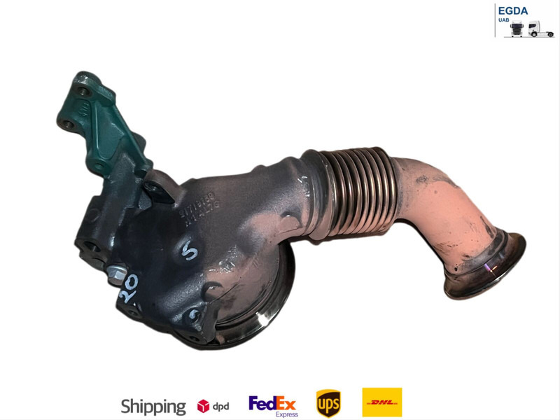 Volvo - Выхлопная труба: фото 1 Volvo - Выхлопная труба: фото 1