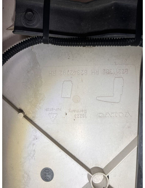 Volvo - Аэродинамика/ Спойлеры: фото 4 Volvo - Аэродинамика/ Спойлеры: фото 4