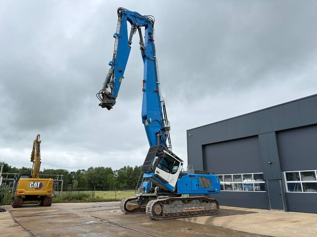 Liebherr R 940 Demolition Litronic - Экскаватор для демонтажных работ: фото 2 Liebherr R 940 Demolition Litronic - Экскаватор для демонтажных работ: фото 2