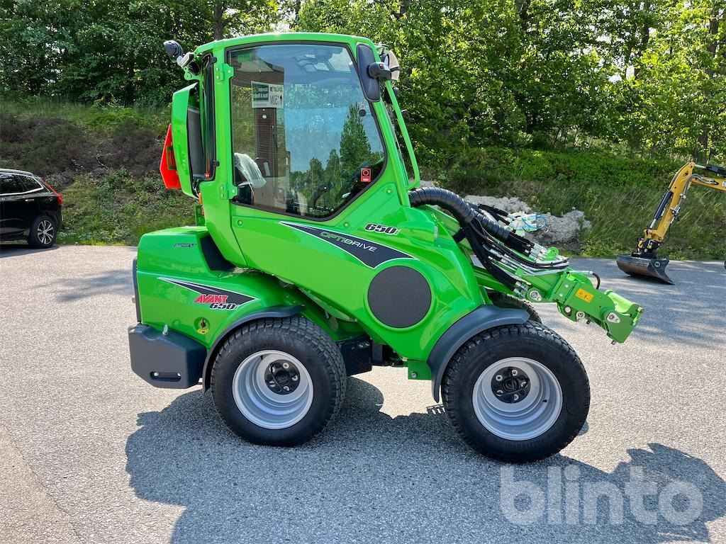 Avant 650i 4X4 med antislip - Мини-погрузчик с бортовым поворотом: фото 4 Avant 650i 4X4 med antislip - Мини-погрузчик с бортовым поворотом: фото 4