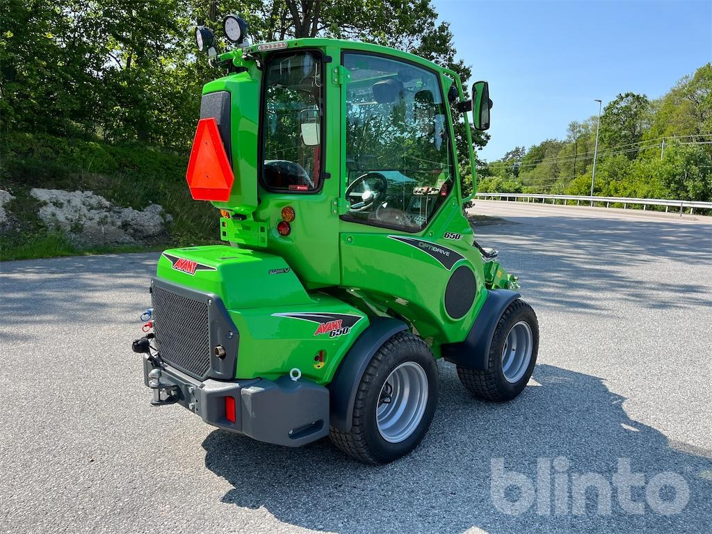 Avant 650i 4X4 med antislip - Мини-погрузчик с бортовым поворотом: фото 5 Avant 650i 4X4 med antislip - Мини-погрузчик с бортовым поворотом: фото 5
