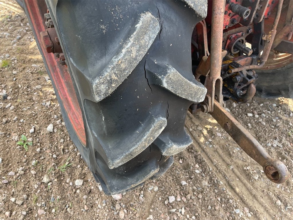 Трактор BM VOLVO 350: фото 18