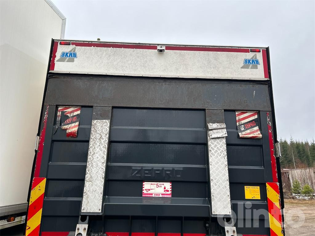 DAF FA LF55250G - Рефрижератор: фото 4 DAF FA LF55250G - Рефрижератор: фото 4