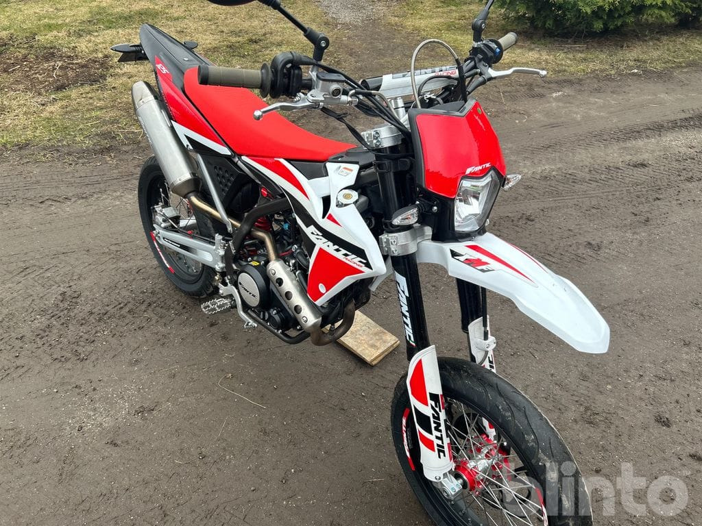 Fantic Racing 125-4T - Мотоцикл: фото 3 Fantic Racing 125-4T - Мотоцикл: фото 3