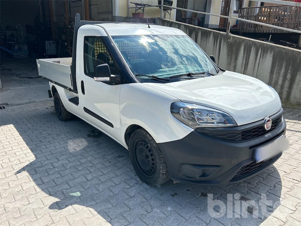 Малотоннажный бортовой грузовик Fiat Doblo Work Up (2022): фото 14 Малотоннажный бортовой грузовик Fiat Doblo Work Up (2022): фото 14