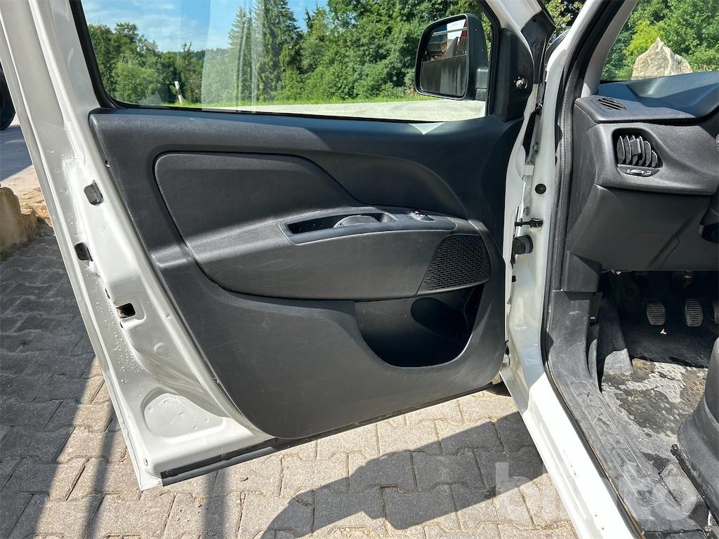 Малотоннажный бортовой грузовик Fiat Doblo Work Up (2022): фото 26 Малотоннажный бортовой грузовик Fiat Doblo Work Up (2022): фото 26