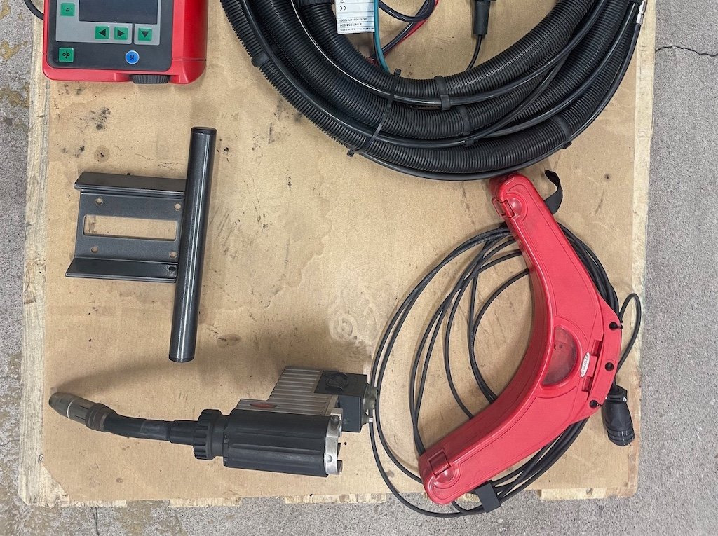 Fronius Trans Pulse Synergic 4000 CMT R - Сварочное оборудование: фото 3 Fronius Trans Pulse Synergic 4000 CMT R - Сварочное оборудование: фото 3