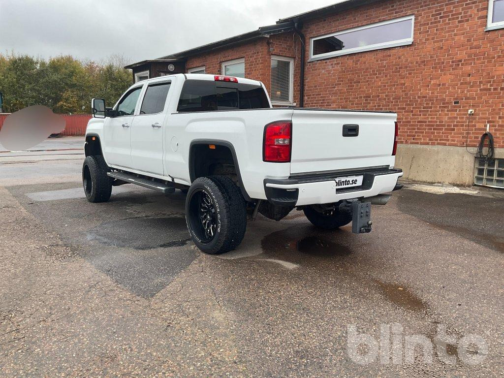 GMC Sierra 2500 - Грузовик: фото 3 GMC Sierra 2500 - Грузовик: фото 3