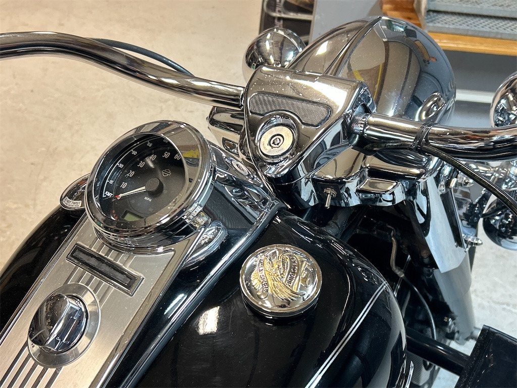 Мотоцикл HARLEY-DAVIDSON Road King: фото 19