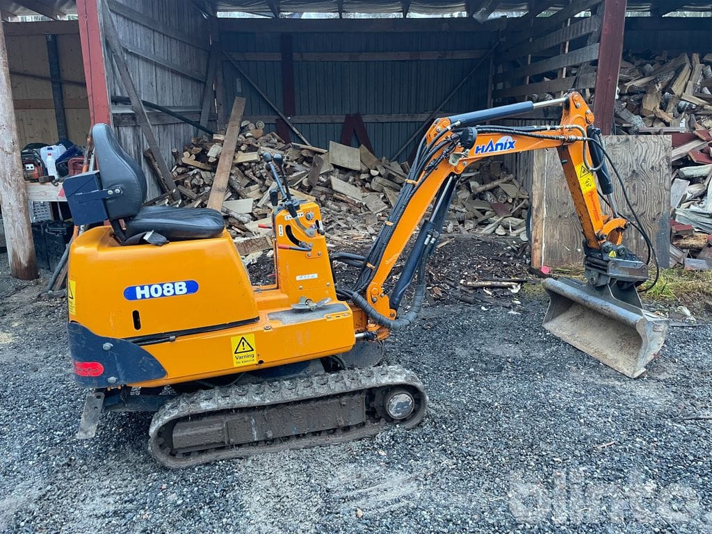 Hanix H08B - Мини-экскаватор: фото 1 Hanix H08B - Мини-экскаватор: фото 1
