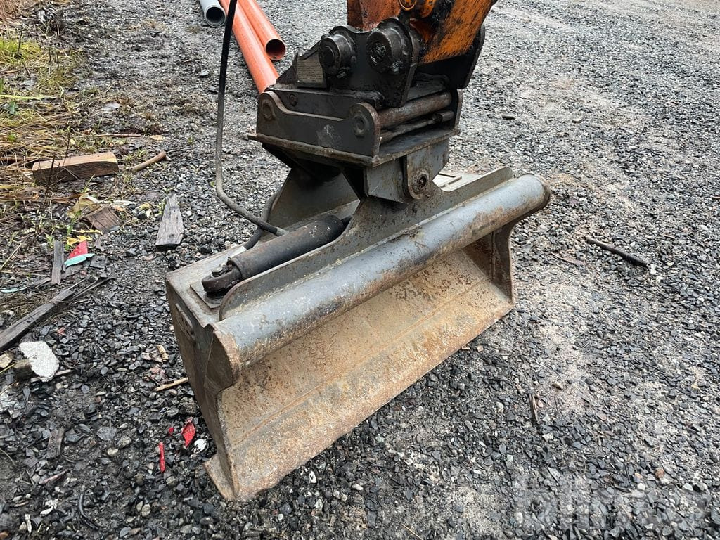 Hanix H08B - Мини-экскаватор: фото 5 Hanix H08B - Мини-экскаватор: фото 5