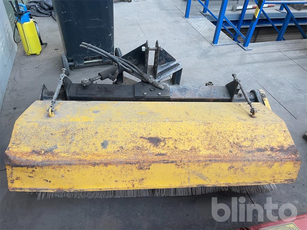 Трактор Holder C 30 (1992): фото 31 Трактор Holder C 30 (1992): фото 31