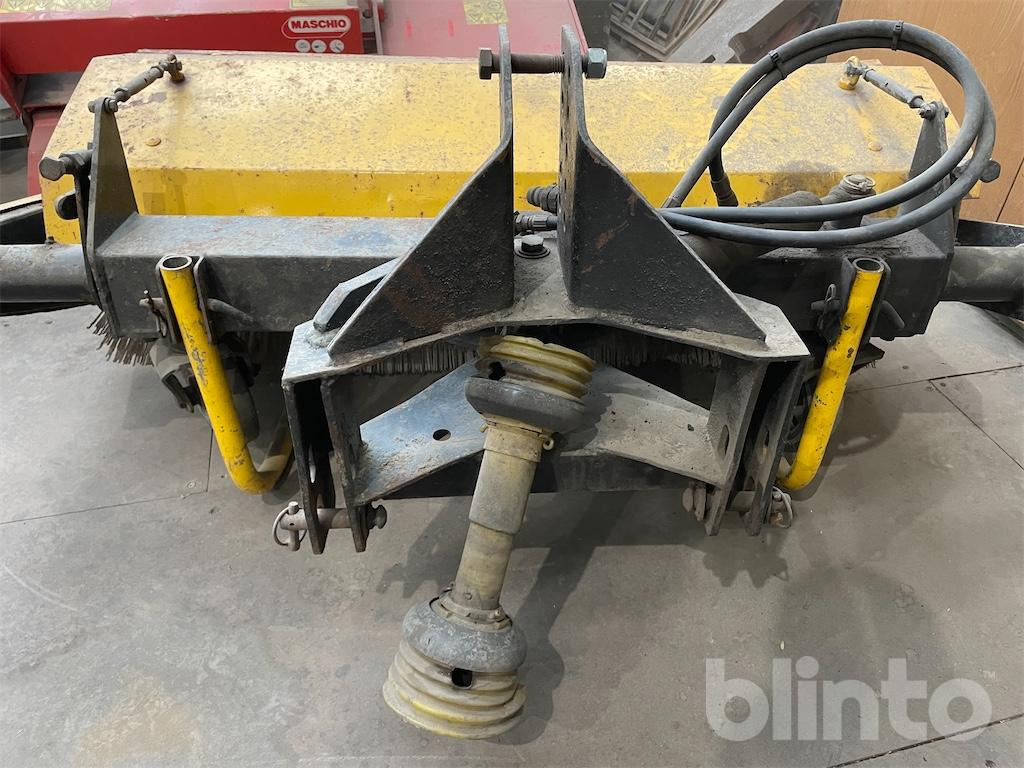 Трактор Holder C 30 (1992): фото 32 Трактор Holder C 30 (1992): фото 32