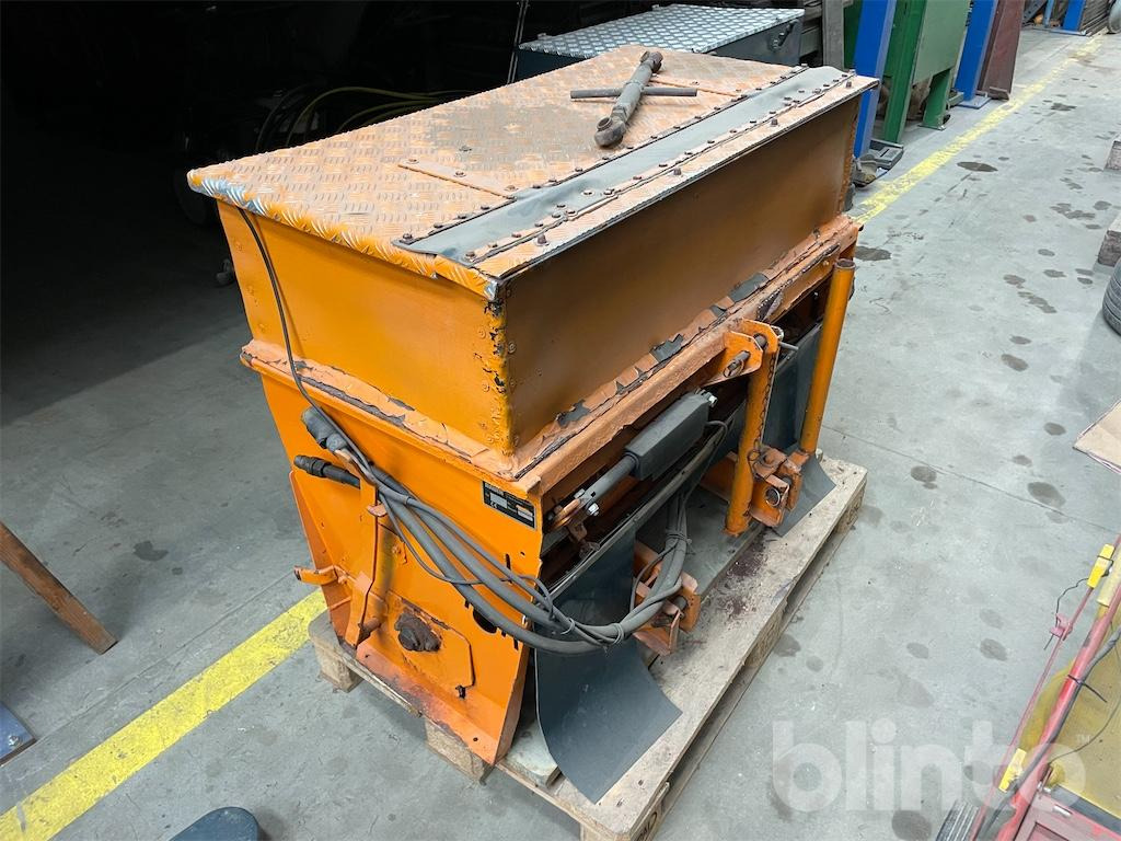 Трактор Holder C 30 (1992): фото 28 Трактор Holder C 30 (1992): фото 28