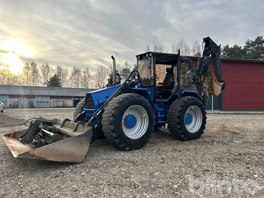 Huddig 960 - 4 redskap - Экскаватор-погрузчик: фото 1 Huddig 960 - 4 redskap - Экскаватор-погрузчик: фото 1