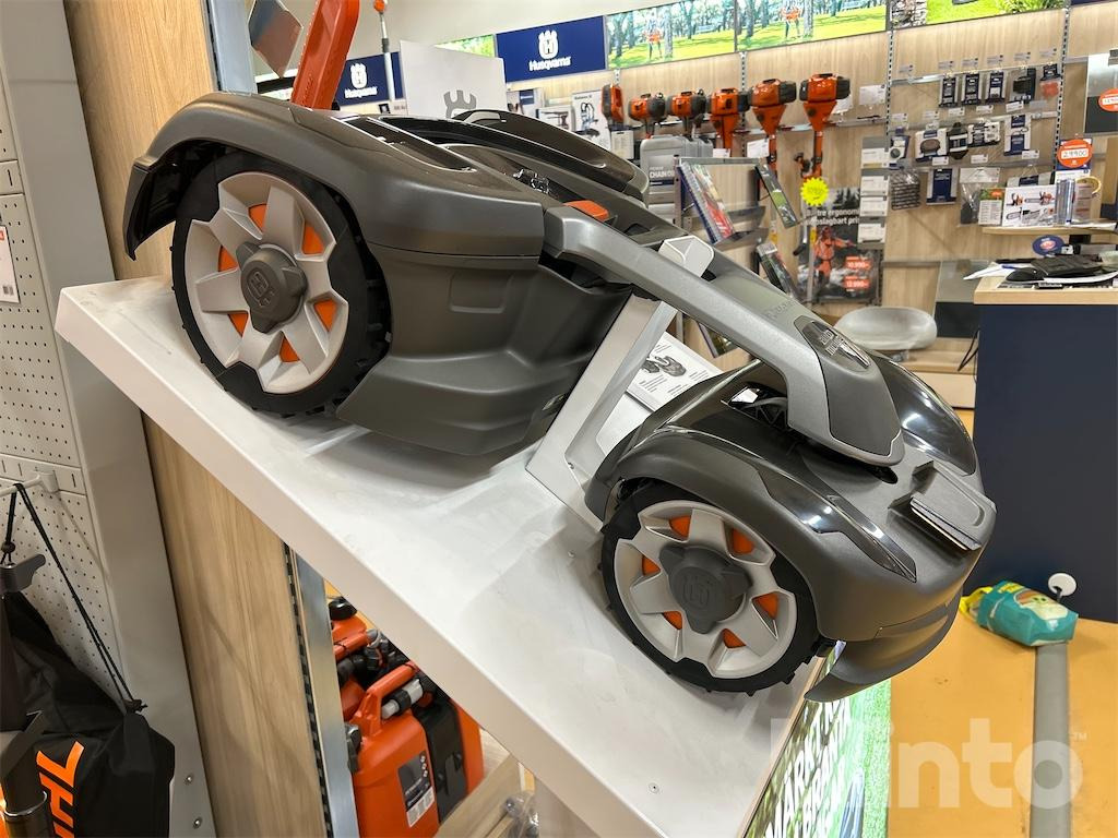 Husqvarna Automower - Газонокосилка: фото 1 Husqvarna Automower - Газонокосилка: фото 1