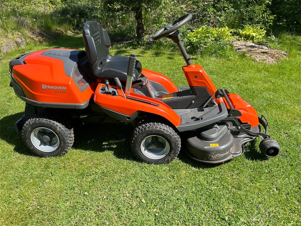 Husqvarna R 214TC - Газонокосилка: фото 4 Husqvarna R 214TC - Газонокосилка: фото 4