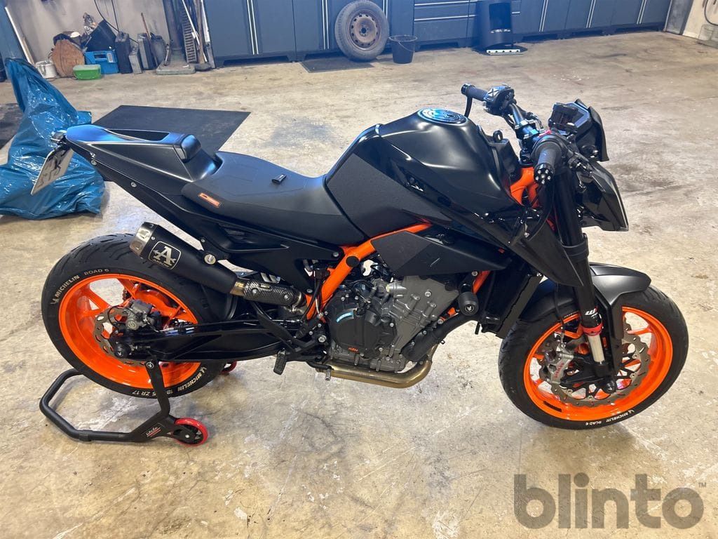 KTM 890 Duke R - Мотоцикл: фото 4 KTM 890 Duke R - Мотоцикл: фото 4