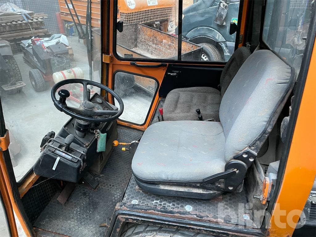 Коммунальная/ Специальная техника Kramer Tremo 401L (1991): фото 12 Коммунальная/ Специальная техника Kramer Tremo 401L (1991): фото 12