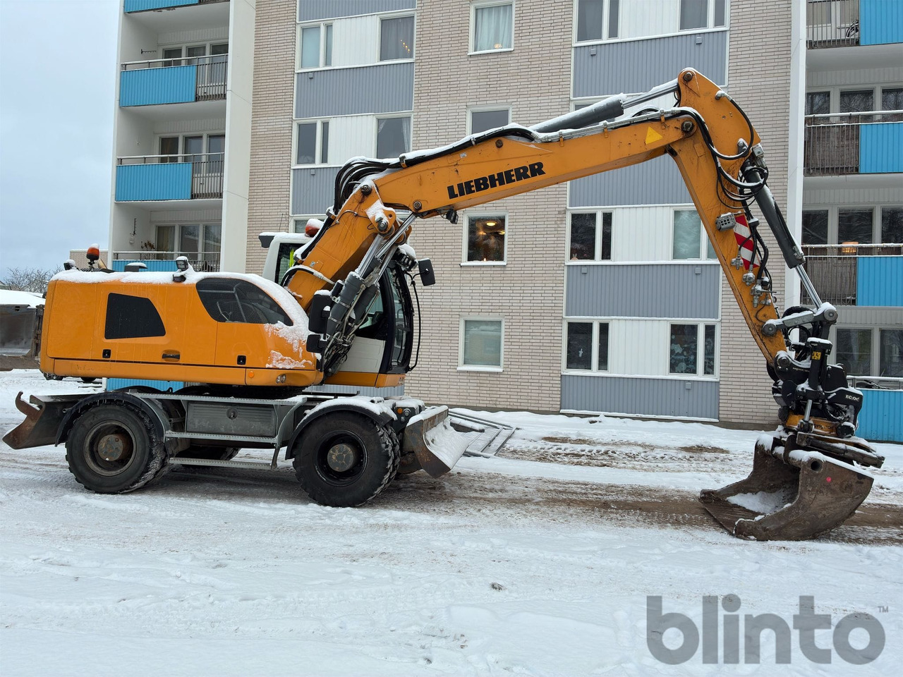 Liebherr A 918 - Колёсный экскаватор: фото 4 Liebherr A 918 - Колёсный экскаватор: фото 4