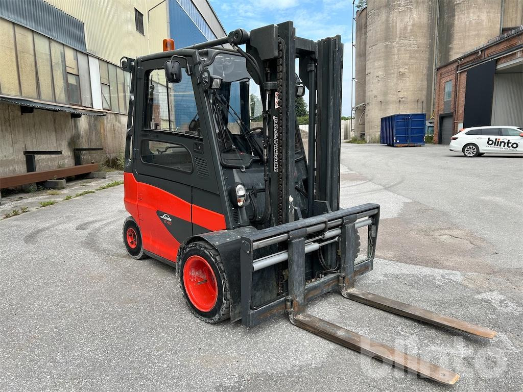 Linde E40H - Электропогрузчик: фото 3 Linde E40H - Электропогрузчик: фото 3