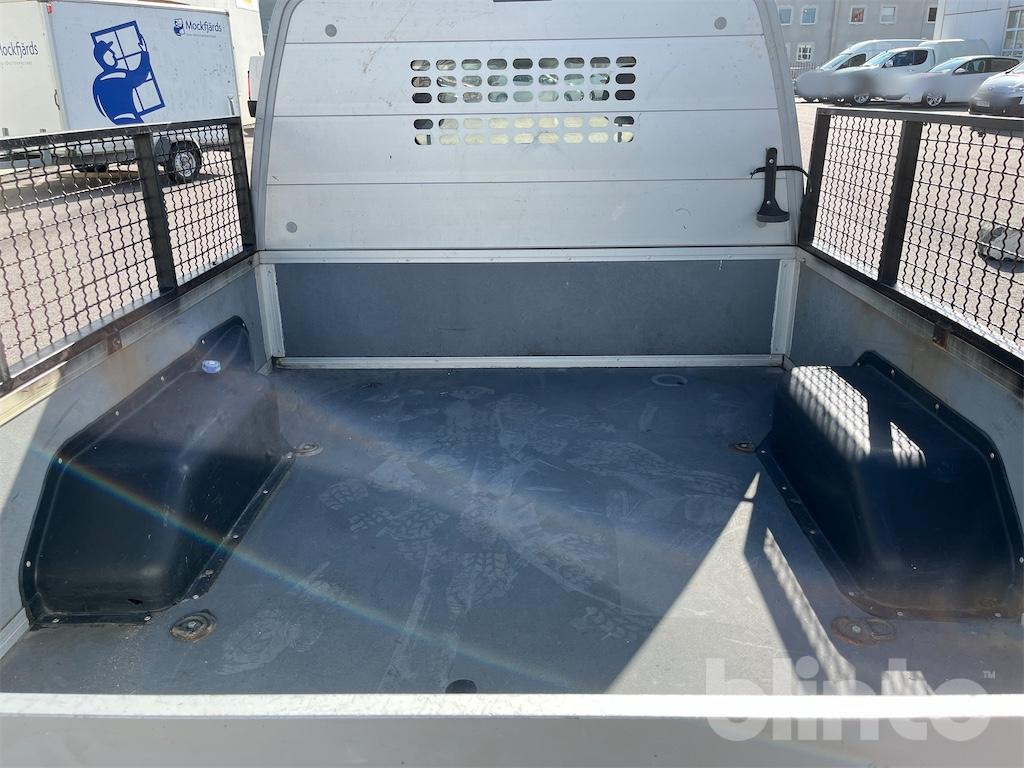 Лёгкий коммерческий автомобиль PEUGEOT: фото 23 Лёгкий коммерческий автомобиль PEUGEOT: фото 23