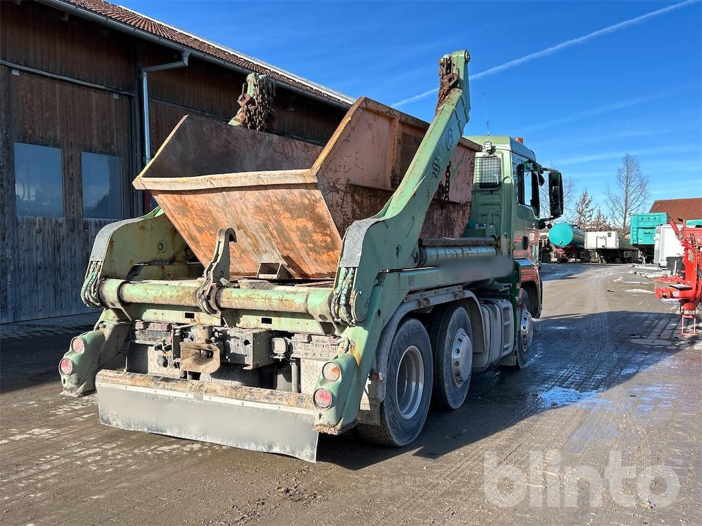 MAN TGA06 (2011) - Портальный бункеровоз: фото 4 MAN TGA06 (2011) - Портальный бункеровоз: фото 4