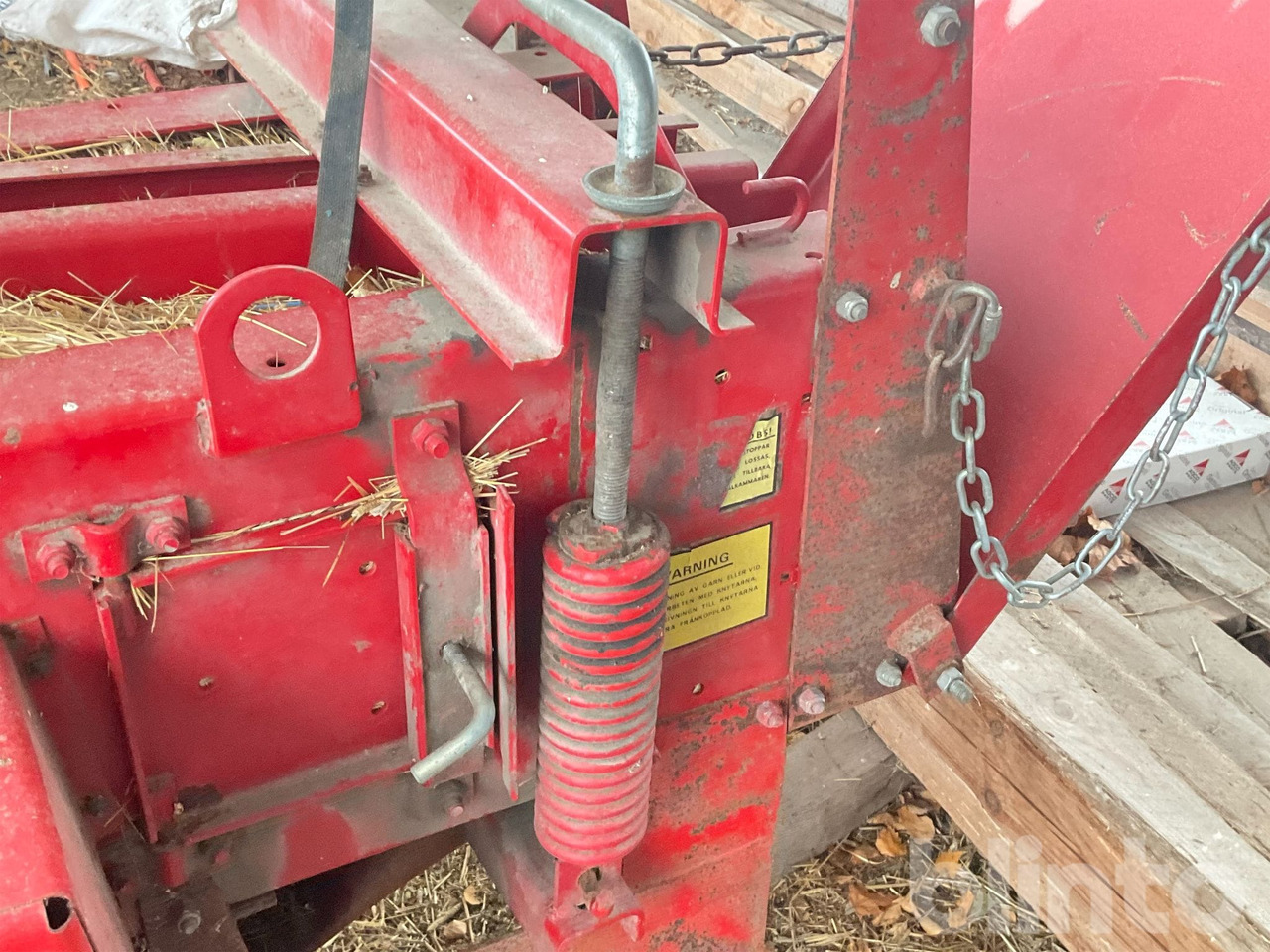 Пресс-подборщик тюковый New Holland 377: фото 16 Пресс-подборщик тюковый New Holland 377: фото 16