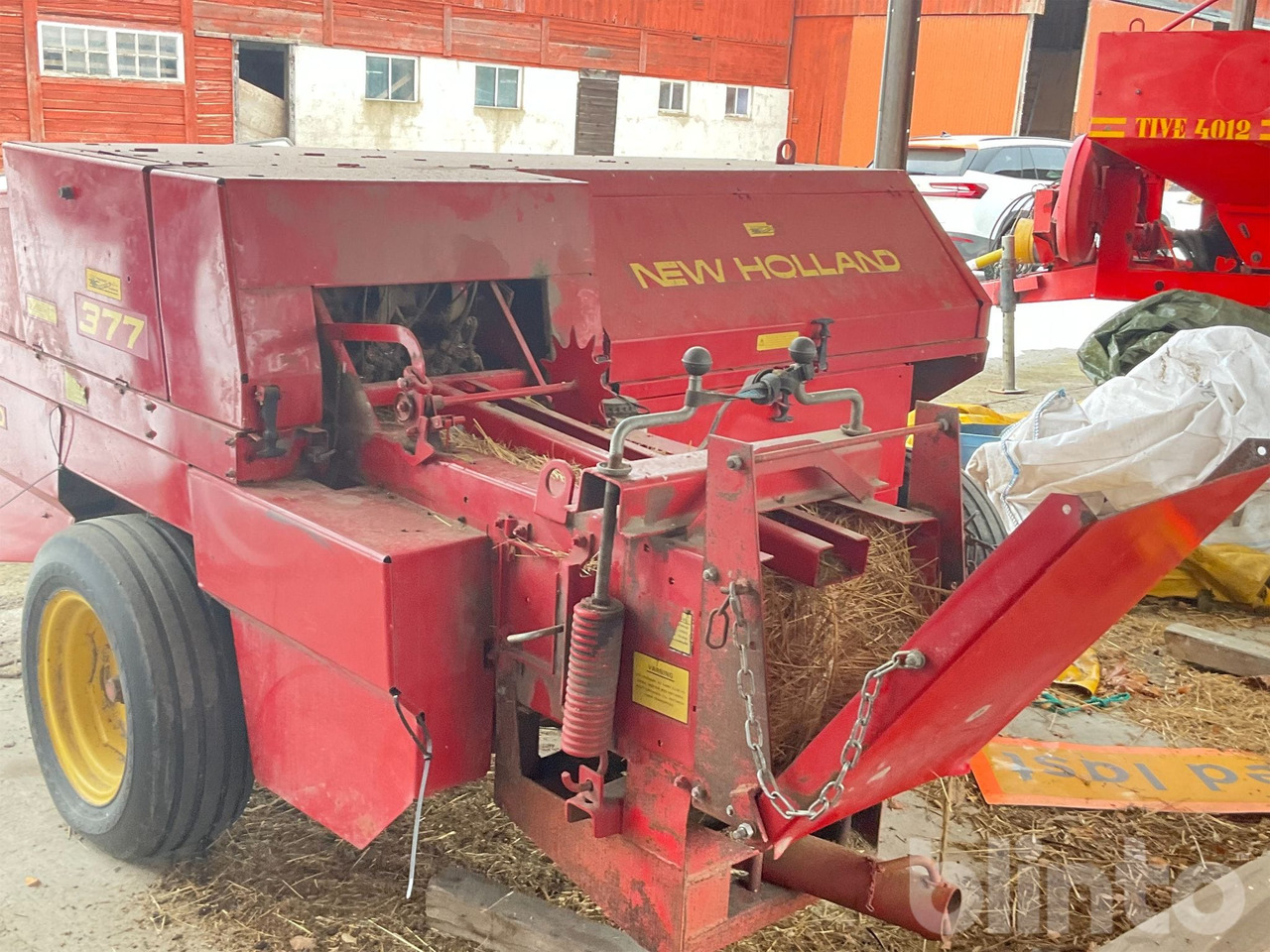 Пресс-подборщик тюковый New Holland 377: фото 15 Пресс-подборщик тюковый New Holland 377: фото 15