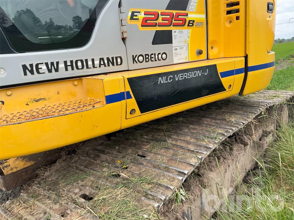 Гусеничный экскаватор New Holland kobelco E235 B se: фото 19