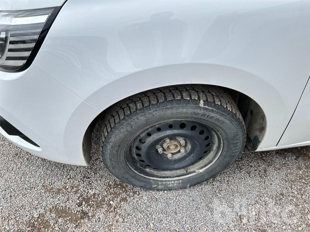 Легковой фургон RENAULT KANGOO 1.5 Blue dCi: фото 18