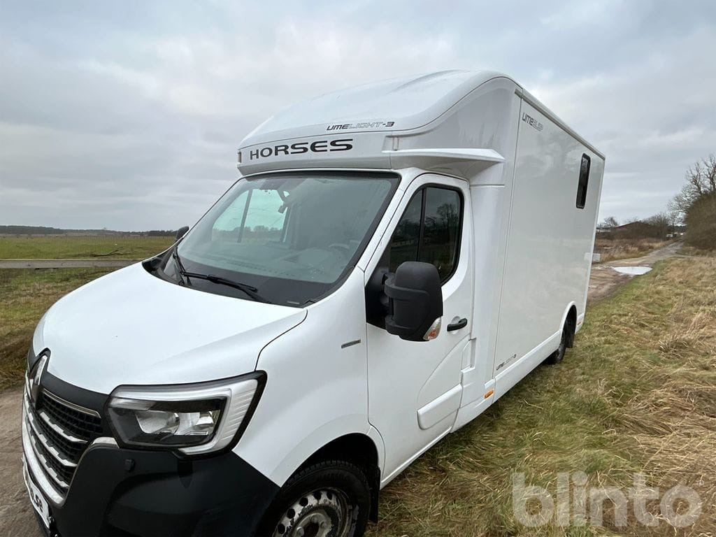 RENAULT UMESLÄP - Коневоз: фото 1 RENAULT UMESLÄP - Коневоз: фото 1