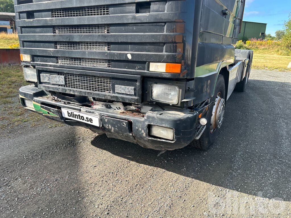 SCANIA R143HL6X2 - Крюковой мультилифт: фото 5 SCANIA R143HL6X2 - Крюковой мультилифт: фото 5