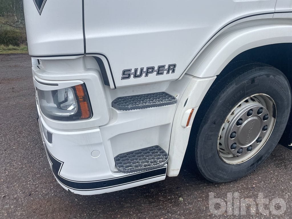 SCANIA R580 B6X2NB Nextgen - Тентованный грузовик: фото 5 SCANIA R580 B6X2NB Nextgen - Тентованный грузовик: фото 5
