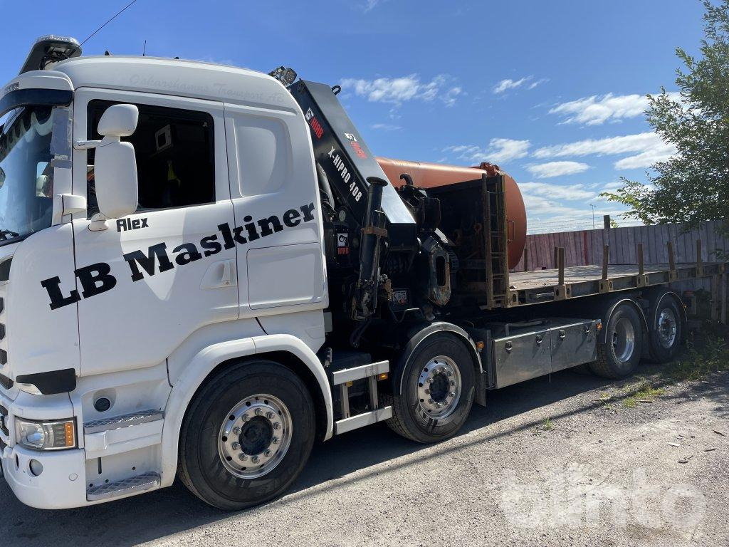 SCANIA V8 530 8x4 - Грузовик бортовой/ Платформа, Автоманипулятор: фото 4 SCANIA V8 530 8x4 - Грузовик бортовой/ Платформа, Автоманипулятор: фото 4