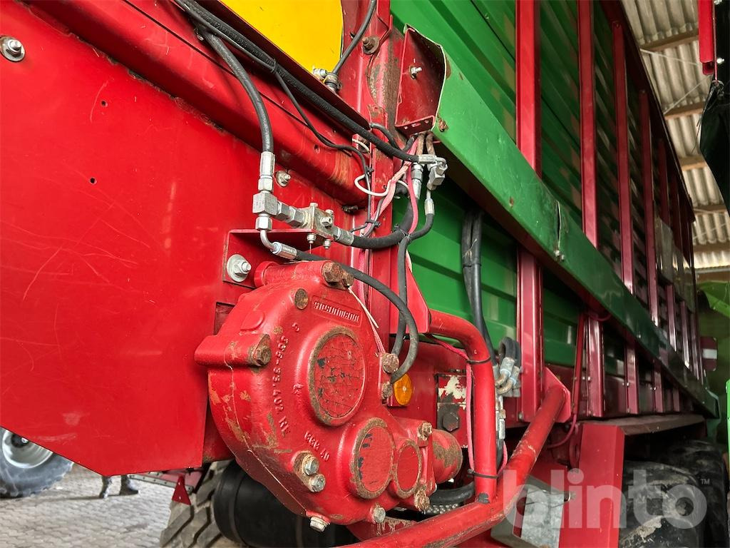 Strautmann Giga Vitesse 4 DO Duo Plus (2009) - Самозагружающийся прицеп: фото 3 Strautmann Giga Vitesse 4 DO Duo Plus (2009) - Самозагружающийся прицеп: фото 3