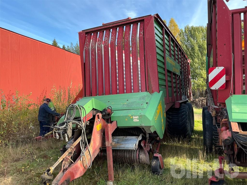 Strautmann Giga Vitesse IV plus - Самозагружающийся прицеп: фото 1 Strautmann Giga Vitesse IV plus - Самозагружающийся прицеп: фото 1