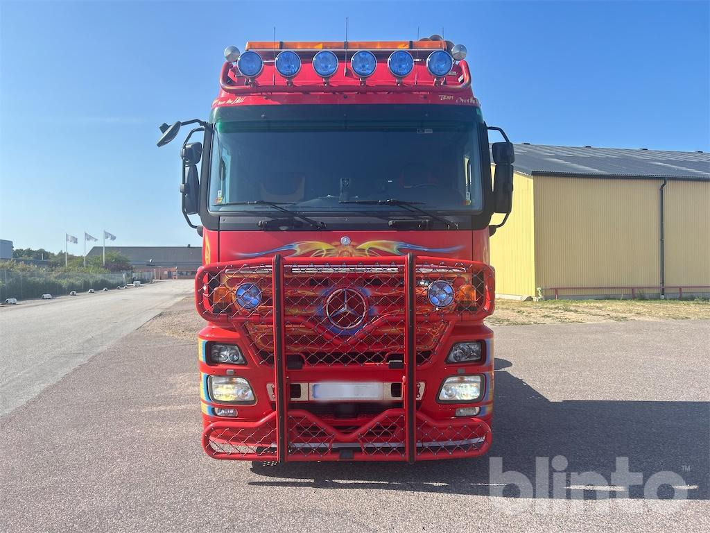 MERCEDES BENZ 1846LS4X2 - Тягач: фото 4 MERCEDES BENZ 1846LS4X2 - Тягач: фото 4