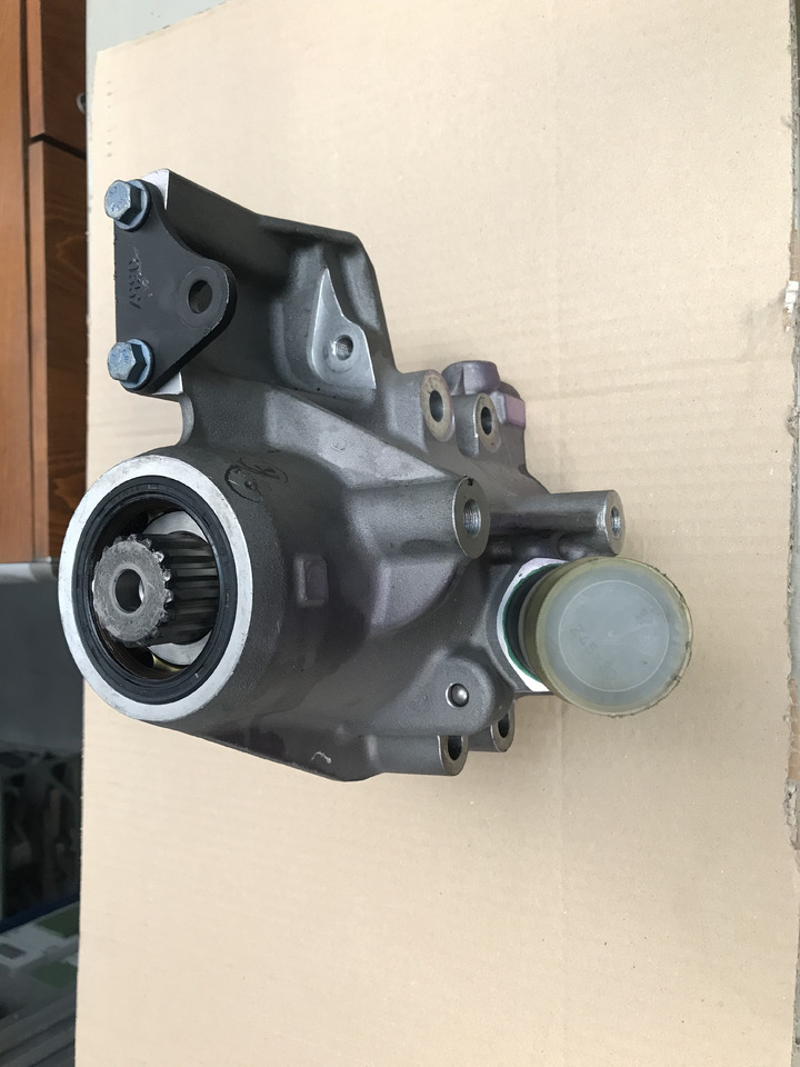 CARCASSA RIDUTTORE ASSEMBLAGGIO POMPA CARBURANTE ALTA PRESSIONE MAN 51385075020 - Подготовка топлива для Грузовиков: фото 2 CARCASSA RIDUTTORE ASSEMBLAGGIO POMPA CARBURANTE ALTA PRESSIONE MAN 51385075020 - Подготовка топлива для Грузовиков: фото 2